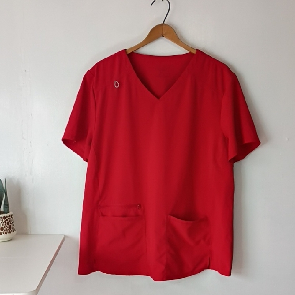 Cherokee Red V-Neck Short Sleeve Scrub Top reposhed just cause too little.